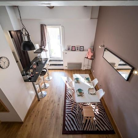 Appartement Tout Equipe 4 Couchages Avec Terrasse Et Parking Venelles Extérieur photo